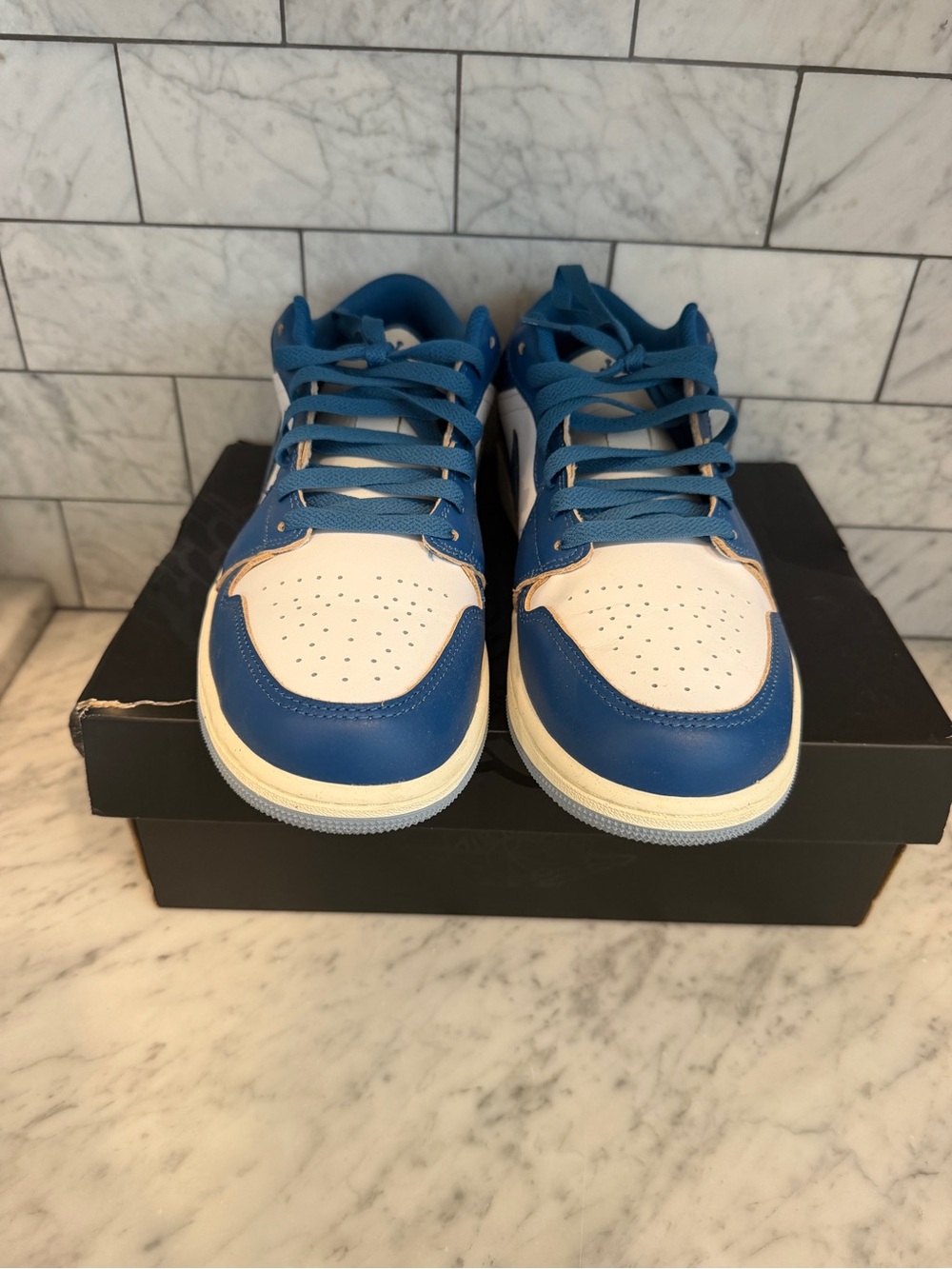 Air Jordan Men’s 1 Low SE Sneaker /Size-9.5/ White-Industrial Blue/ FN5214 141